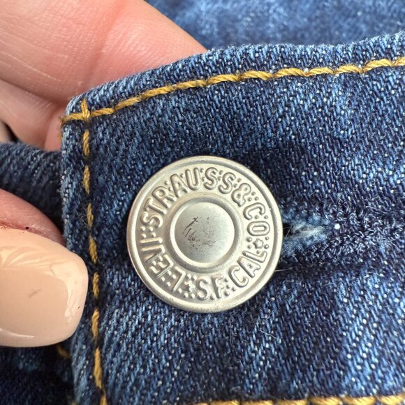 EUC Men's LEVI'S 505™ Regular Fit Straight Leg Dark Wash Jeans | Size 32 X 30 - Picture 9 of 12